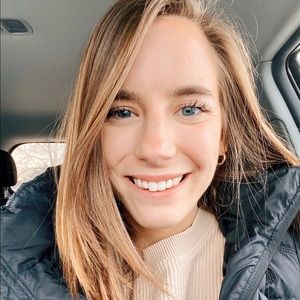 Meet your Posher, Gabi